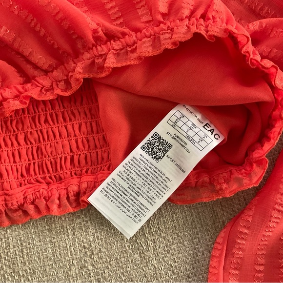 Guess Women's Vibrant Orange square neck long puff sleeve Blouse crop top. - Picture 8 of 10